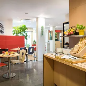Ibis Gare De Lyon Reuilly France